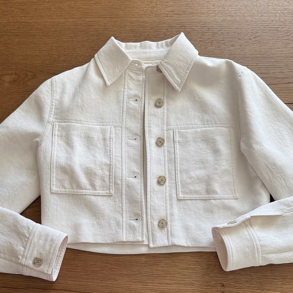 Aritzia little white crepette jacket - Picture 5 of 6